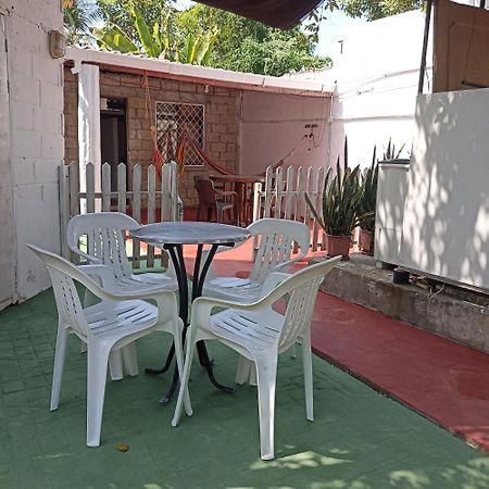 Hostal Corales Tolu Bagian luar foto
