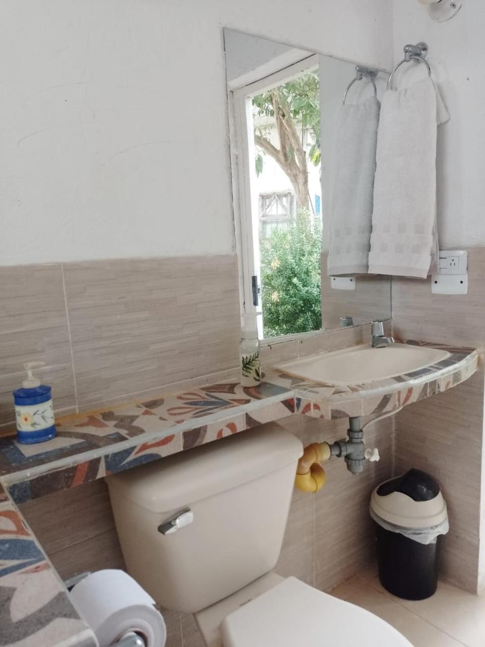 Hostal Corales Tolu Bagian luar foto