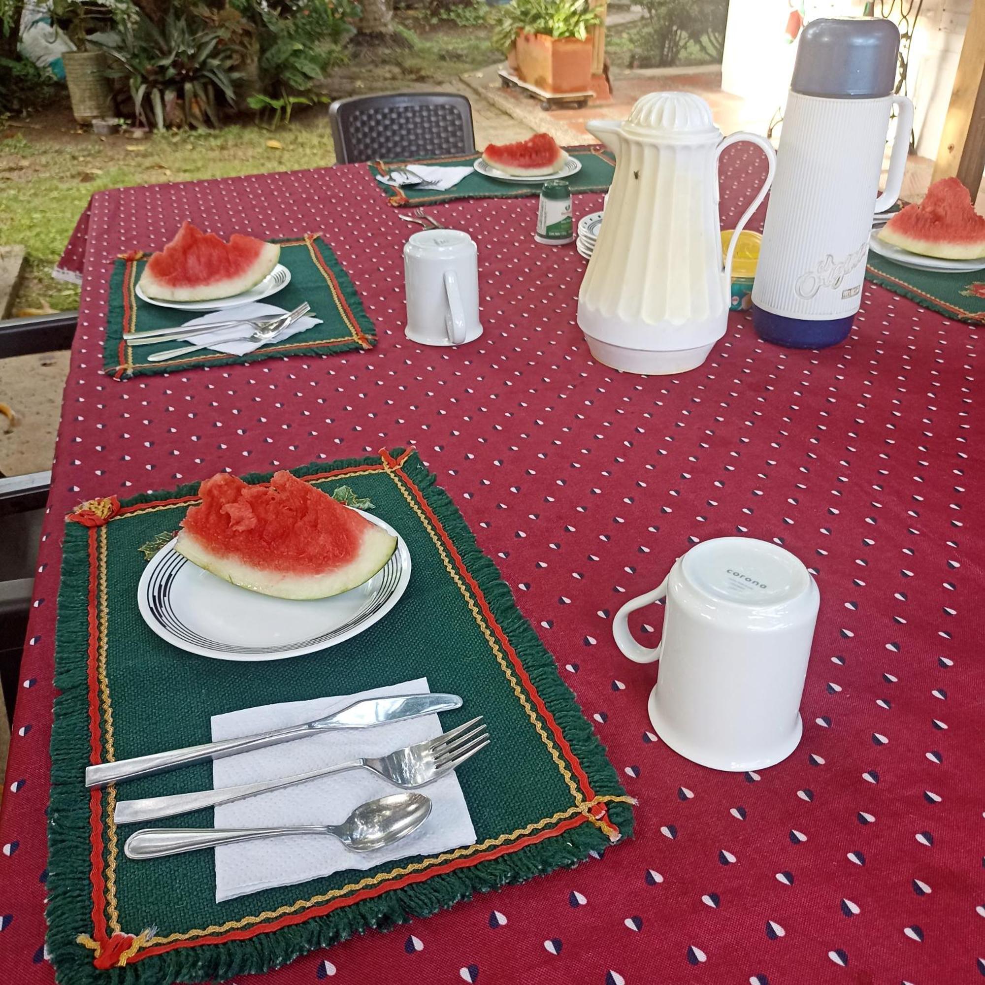 Hostal Corales Tolu Bagian luar foto