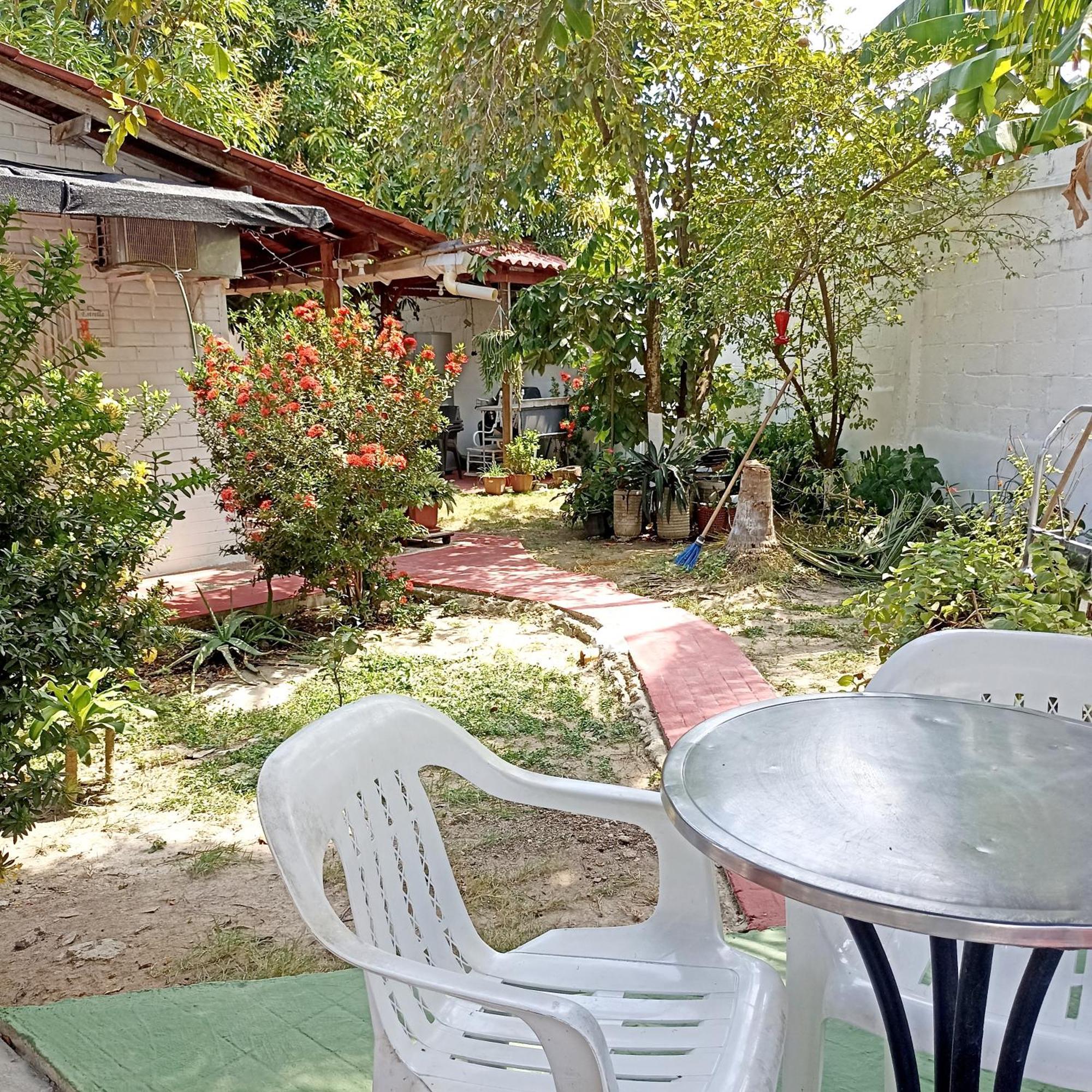 Hostal Corales Tolu Bagian luar foto